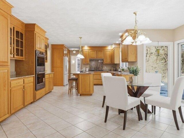 house with 4 bedroom, Andover MA ES104263279