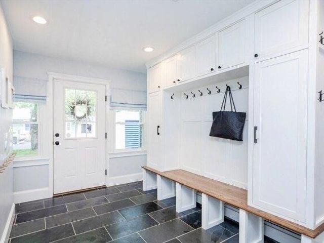 house with 4 bedroom, Andover MA ES104298449