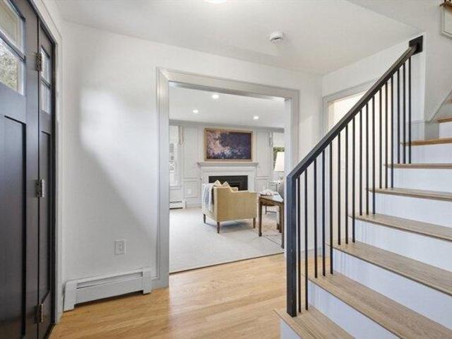 house with 4 bedroom, Andover MA ES105367922
