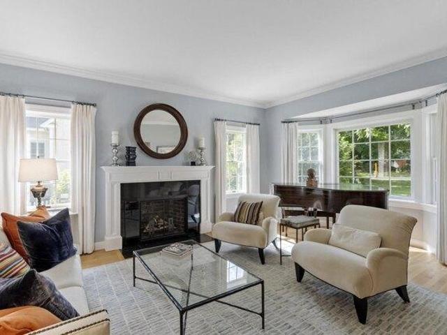 house with 4 bedroom, Andover MA ES105404978