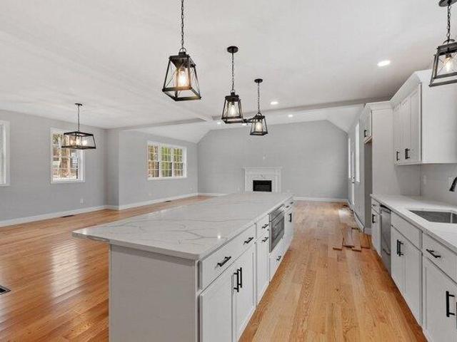 house with 4 bedroom, Ashburnham MA ES105385626