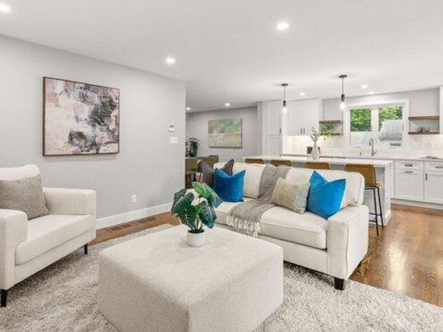 house with 4 bedroom, Arlington MA ES105574324