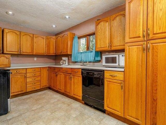 house with 4 bedroom, Athol MA ES104569770
