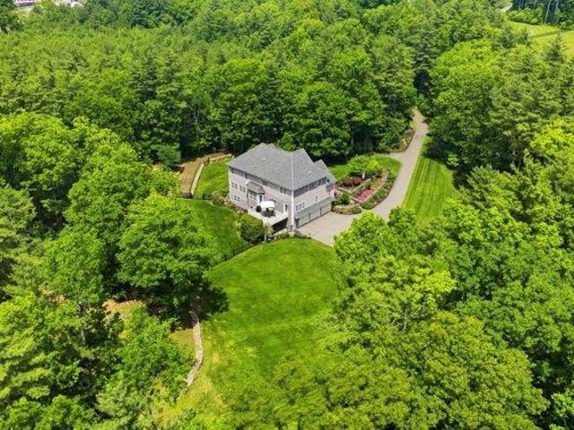 house with 4 bedroom, Atkinson NH ES104329477