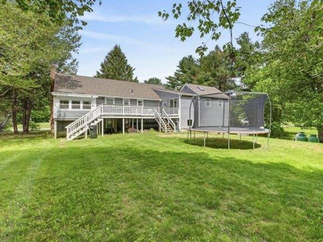 house with 4 bedroom, Atkinson NH ES104538877