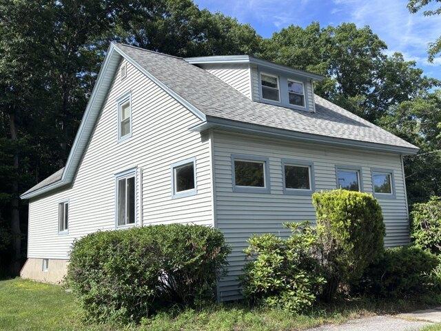 house with 4 bedroom, Auburn ME ES105750716