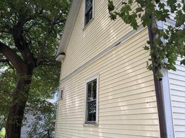 house with 4 bedroom, Augusta ME ES105710843