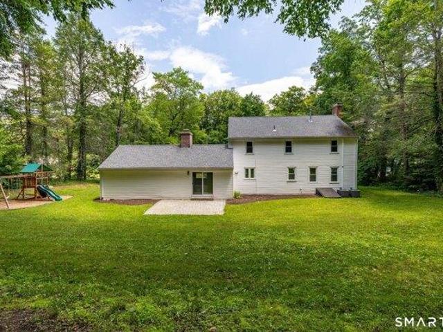 house with 4 bedroom, Avon CT ES104570211