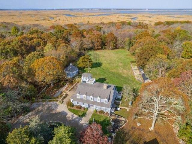 house with 4 bedroom, Barnstable MA DS103806932