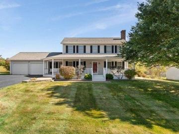 house with 4 bedroom, Barre VT DS103431637