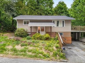 house with 4 bedroom, Barre VT DS103439128