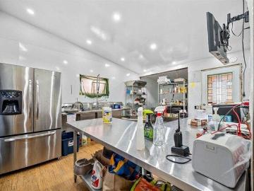 house with 4 bedroom, Barre VT ES103436921