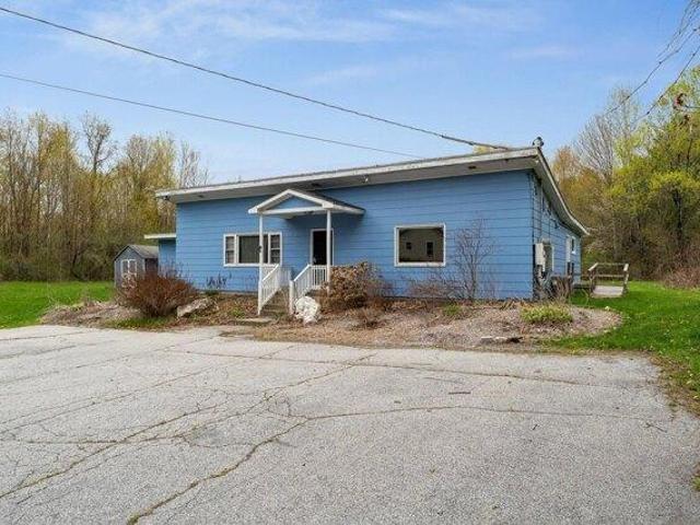 house with 4 bedroom, Barre VT ES105475099