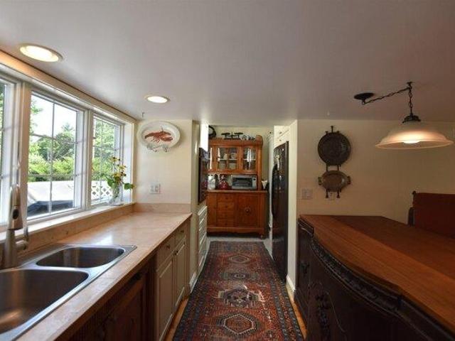 house with 4 bedroom, Barrington NH ES105403099