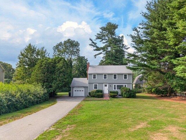 house with 4 bedroom, Bedford MA ES104542206
