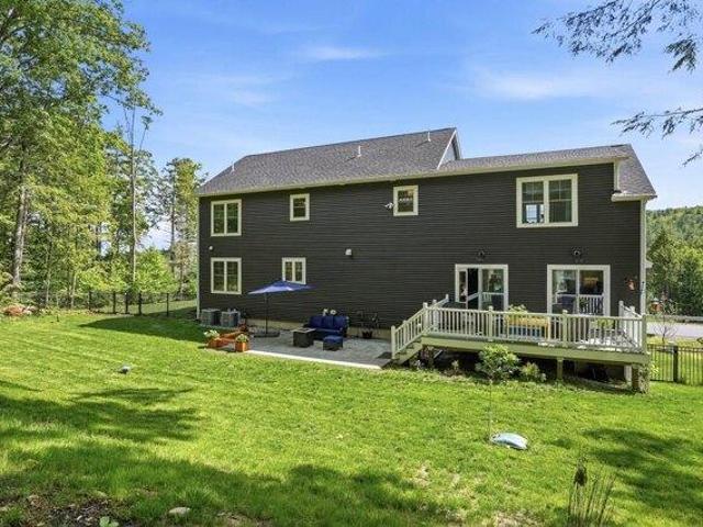 house with 4 bedroom, Bedford NH DS104332527