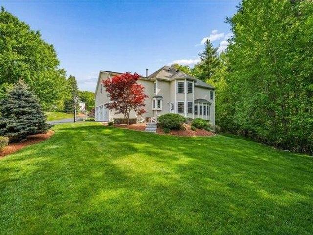 house with 4 bedroom, Bedford NH DS104351295