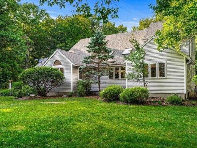 house with 4 bedroom, Bedford NH ES104296139