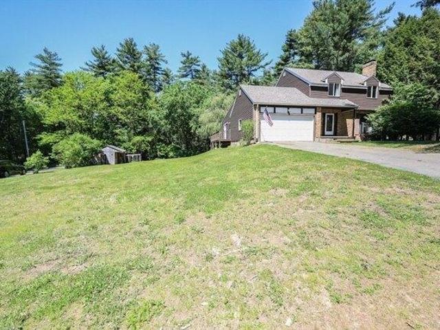 house with 4 bedroom, Belchertown MA ES104377164