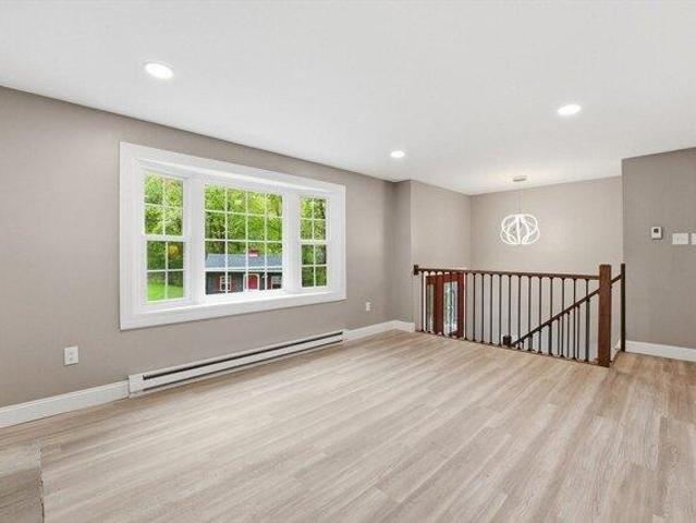 house with 4 bedroom, Belchertown MA ES104540185