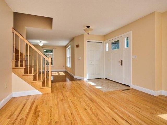 house with 4 bedroom, Belchertown MA ES105275326