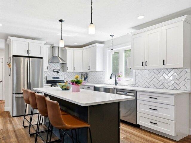 house with 4 bedroom, Belchertown MA ES105367079