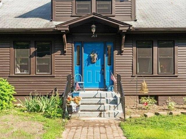 house with 4 bedroom, Belchertown MA ES105475459