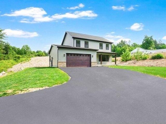 house with 4 bedroom, Belchertown MA ES105402669