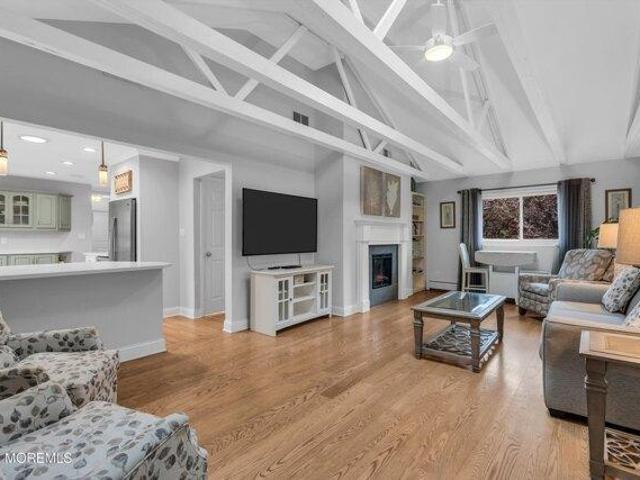 house with 4 bedroom, Belford NJ ES104444950