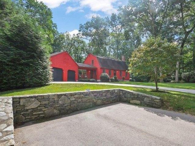 house with 4 bedroom, Bellingham MA ES105612226