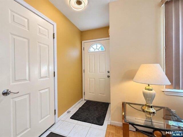 house with 4 bedroom, Bergenfield NJ ES105709946