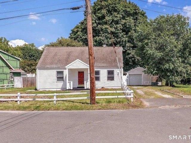 house with 4 bedroom, Bethel CT ES105427247