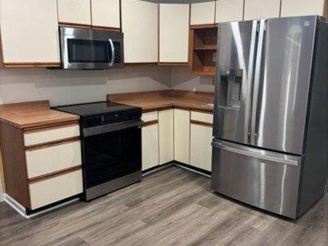 house with 4 bedroom, Bethel CT ES105441621