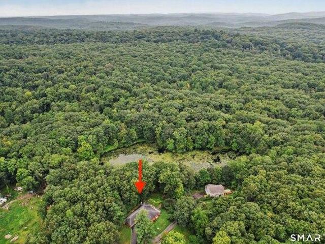 house with 4 bedroom, Bethel CT ES105442621