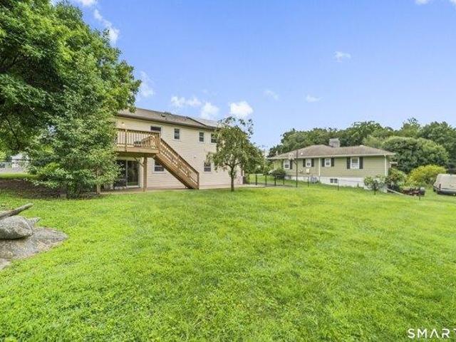 house with 4 bedroom, Bethel CT ES105477678