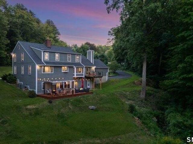 house with 4 bedroom, Bethel CT ES105591845
