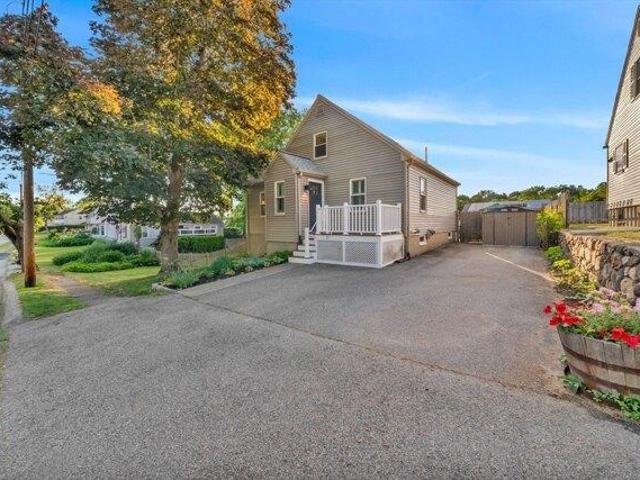 house with 4 bedroom, Beverly MA ES103931126