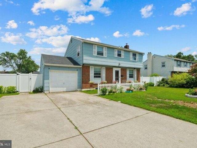 house with 4 bedroom, Beverly NJ ES105319486