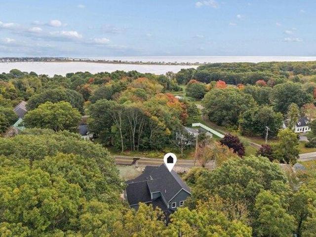 house with 4 bedroom, Biddeford ME ES105827607
