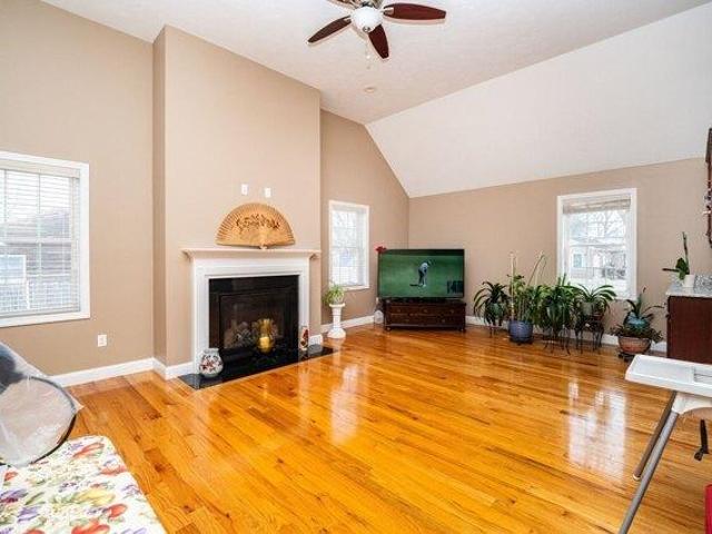 house with 4 bedroom, Billerica MA ES105515807