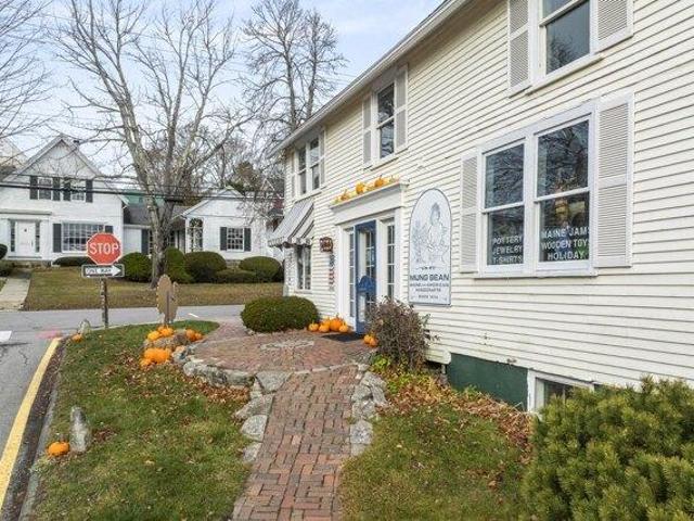 house with 4 bedroom, Boothbay Harbor ME ES105549662