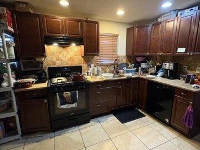 house with 4 bedroom, Boston MA DS103495143