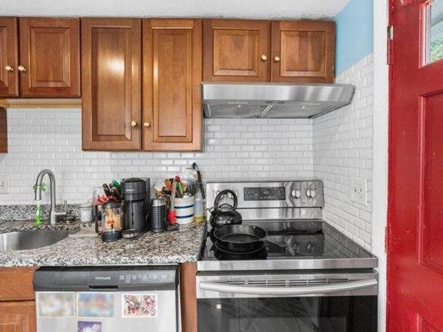house with 4 bedroom, Boston MA ES105403515