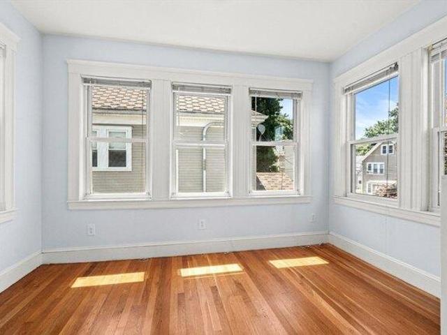 house with 4 bedroom, Boston MA ES105427888