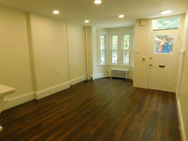 house with 4 bedroom, Boston MA ES105630690