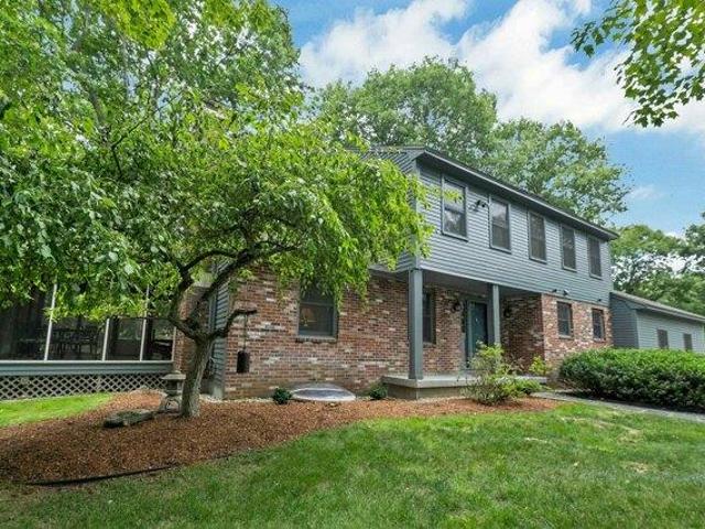 house with 4 bedroom, Bow NH DS104410841