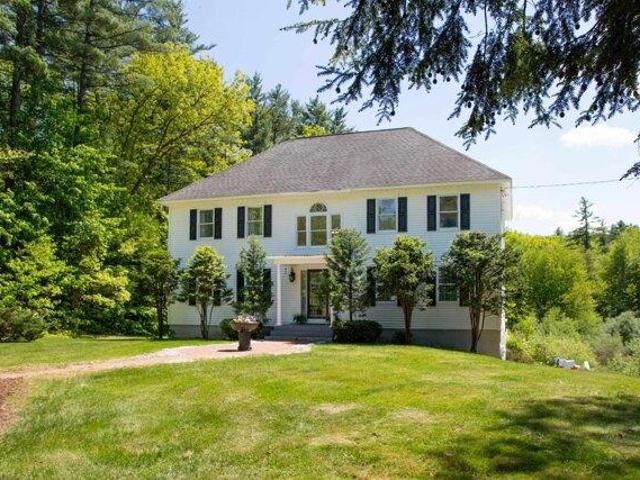 house with 4 bedroom, Bow NH DS104375542