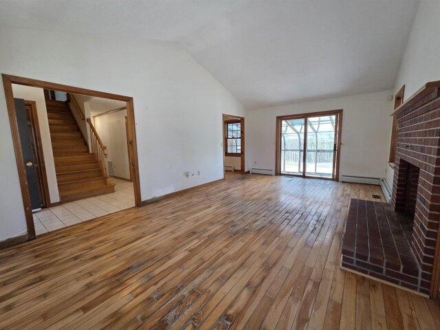 house with 4 bedroom, Bow NH ES104299827