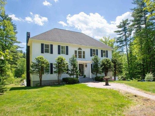 house with 4 bedroom, Bow NH ES105350826