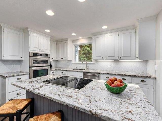 house with 4 bedroom, Boxford MA ES105424218